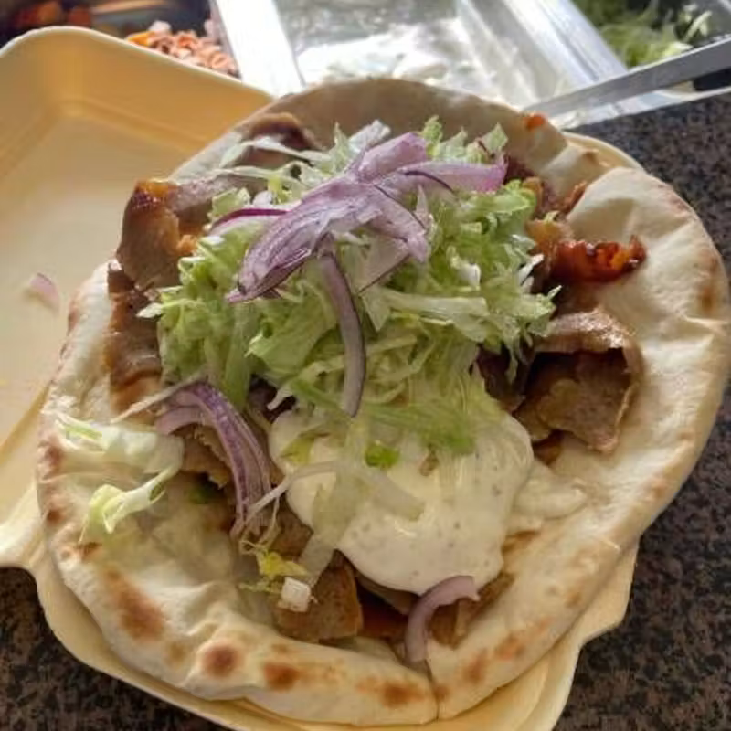 Mediterranean chicken & Doner in Naan